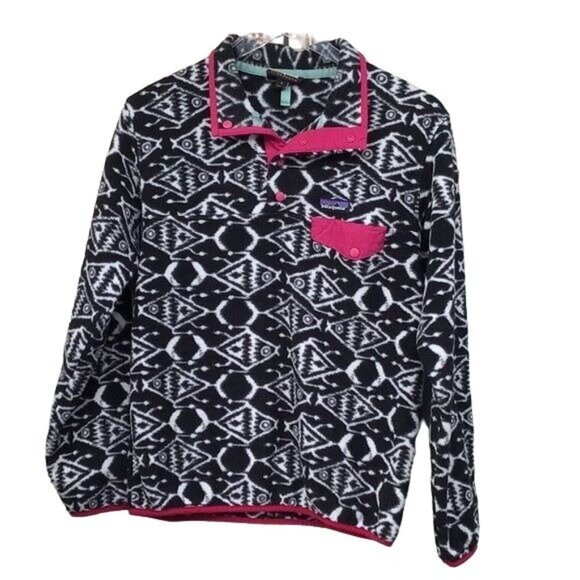 Patagonia Womans S IKAT Big Fish Print Black White Pink Pull Over Light Weight S